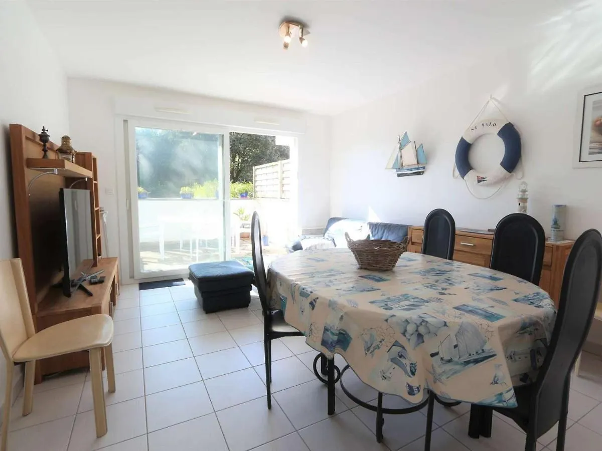 Triplex Cosy A Benodet : Terrasse, Jardin, Plage Et Thalasso A 200M ! - Fr-1-481-104 0*,  France